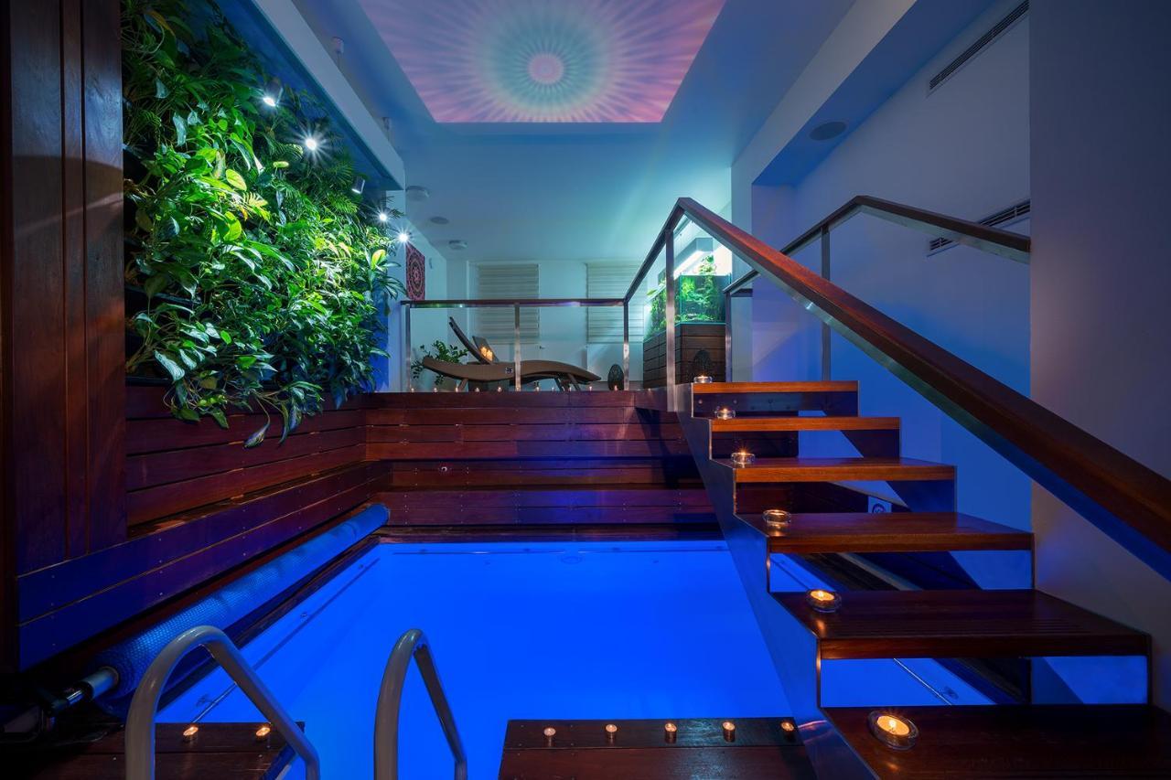 Hotel Bily Jednorozec Trebon Ngoại thất bức ảnh