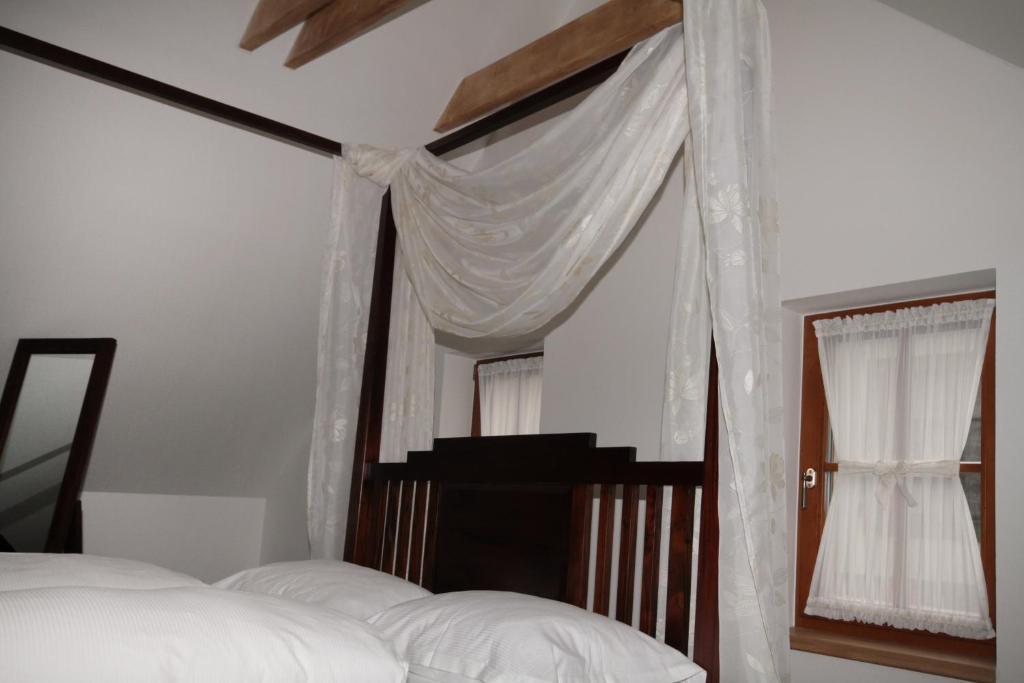 Hotel Bily Jednorozec Trebon Phòng bức ảnh